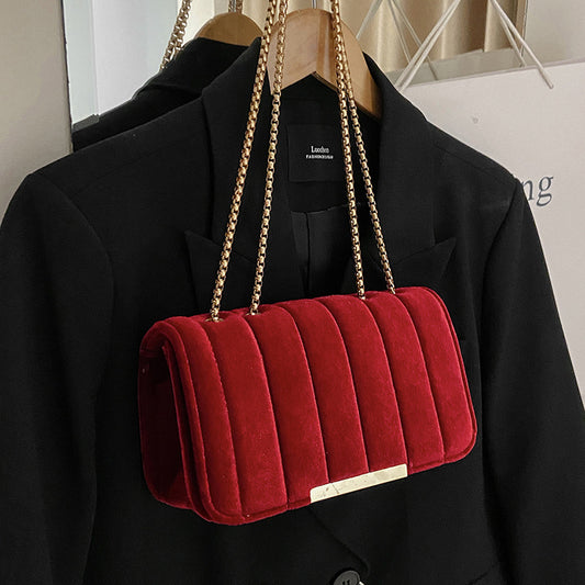 One Shoulder Velvet Chain Crossbody Bag